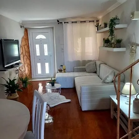 Apartment Sweet